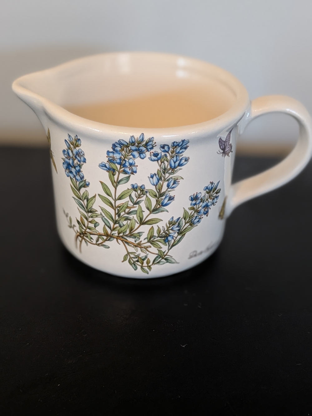 Vintage Maruni Japan Porcelain Creamer, Collection Labeled "Joive Tanquin"